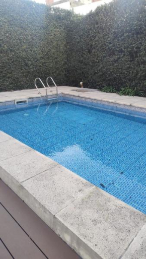 Duplex 3 dormitorios, piscina, parrilla y garaje